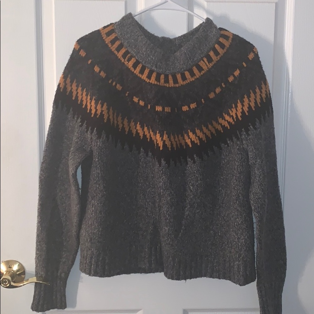 American Eagle Patterned Sweater